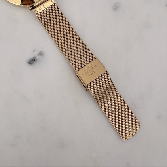 Daniel Wellington Gold and White Women\'s Watch main image 6